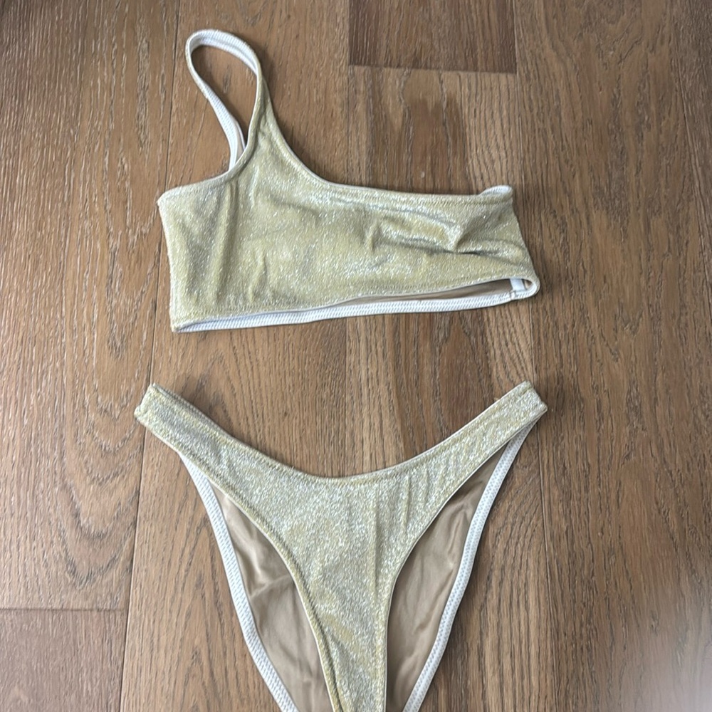 Triangl bikini